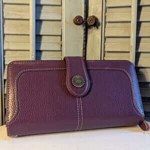 Sendefn purple leather wallet with pebbled finish RFID